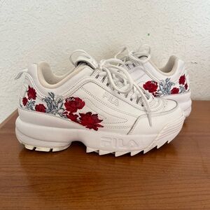 FILA Women’s Size 8 White And Roses Platform Sneakers